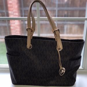 Michael Kors Shoulder Bag